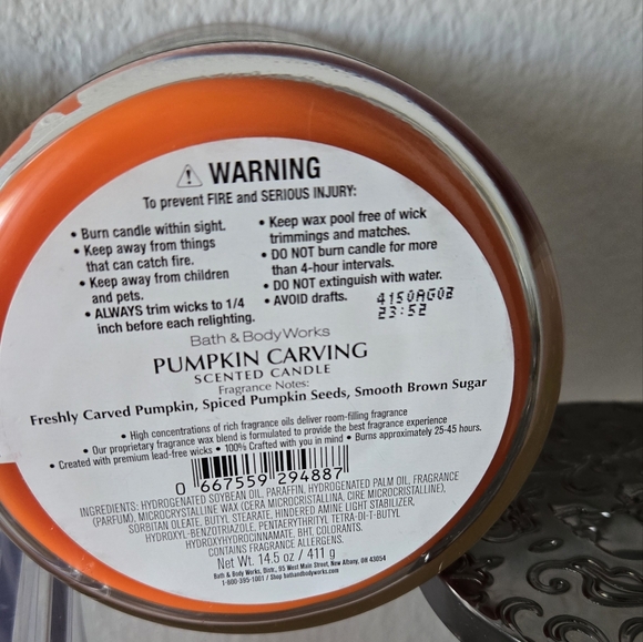 Pumpkin Donut 🍩 shop + Pumpkin 🎃 Carving Bath and Body Works ~ 2 Candles - Picture 8 of 11